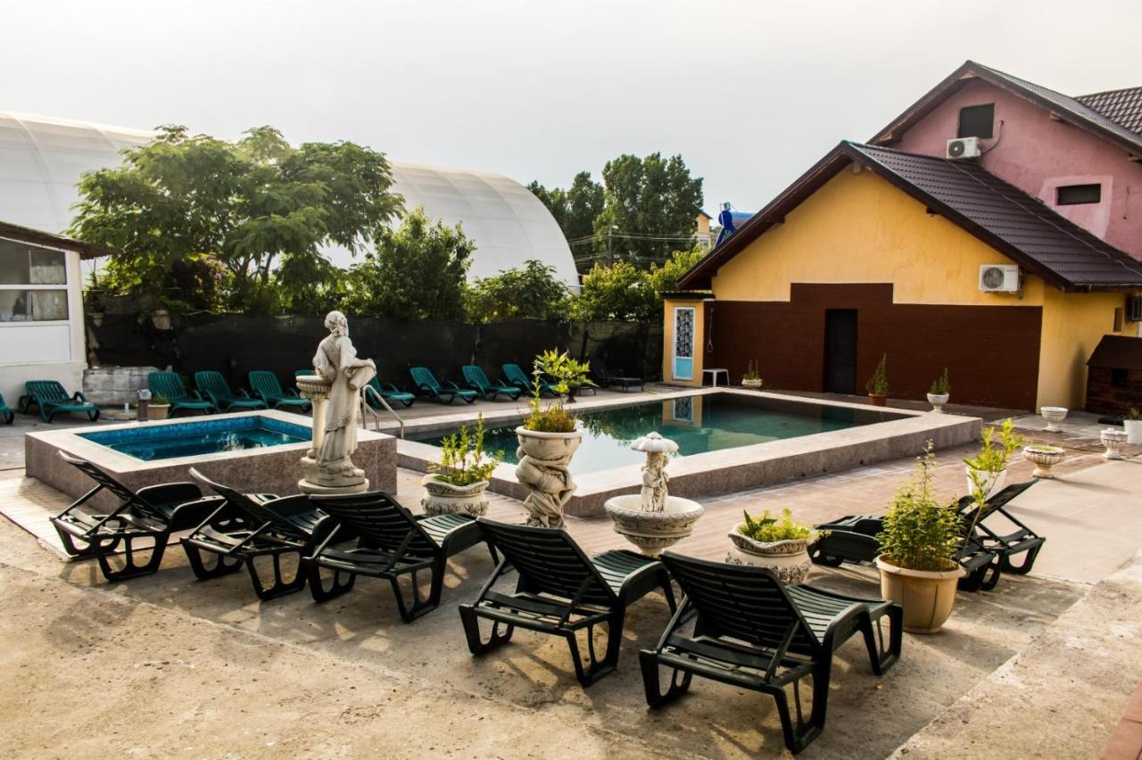 Casa Rico Hotel Tulcea Exterior photo